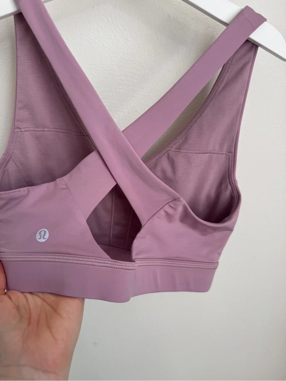 lululemon Energy Bra Evolve Medium Support B-D Cups Mauve Size 4
